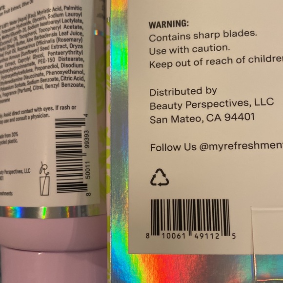 Refreshments Shave Kit - Picture 12 of 12